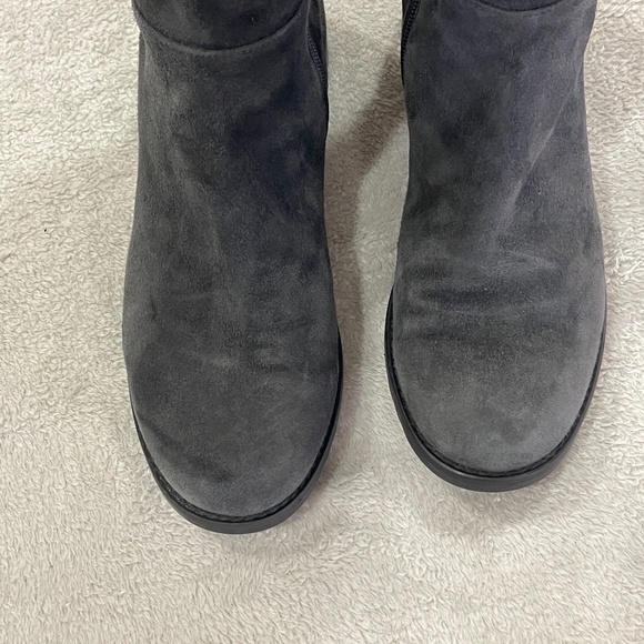Over-the-Knee Gray Suede Boots Size 7 - Picture 9 of 15